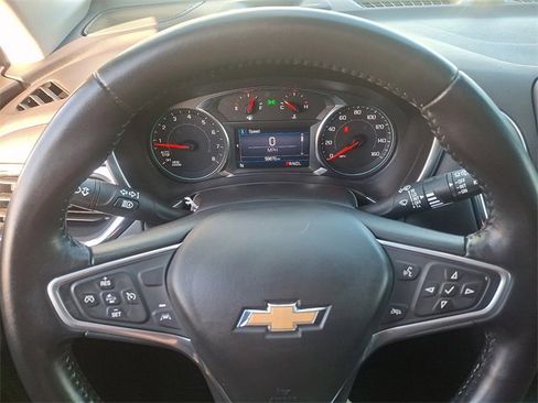 Certified 2022 Chevrolet Equinox LT image 18