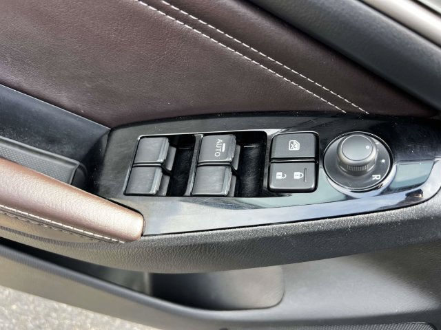 Used 2017 MAZDA MAZDA3 Touring FWD image 30
