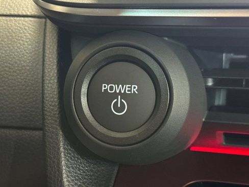 New 2026 Toyota Prius Plug-In Hybrid FWD image 27