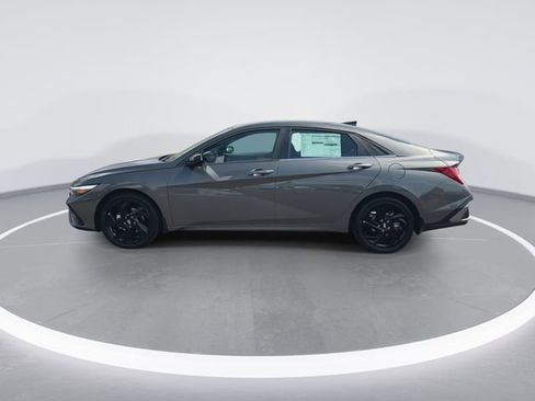 New 2026 Hyundai Elantra SEL Sport Premium FWD image 5