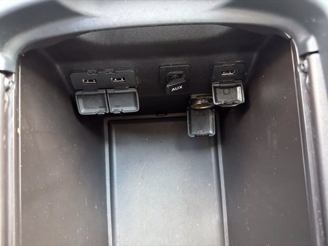 Used 2017 Acura MDX w/ Technology Package FWD image 29
