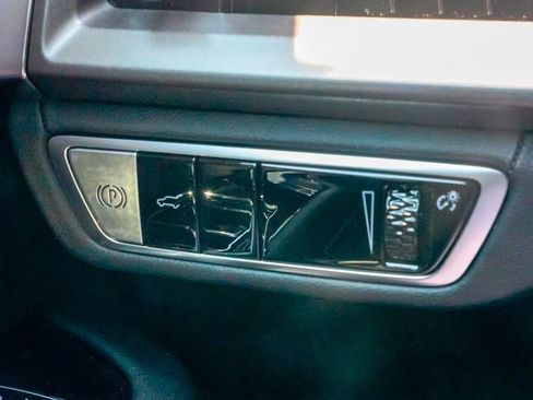 Used 2026 Cadillac Vistiq Luxury image 27