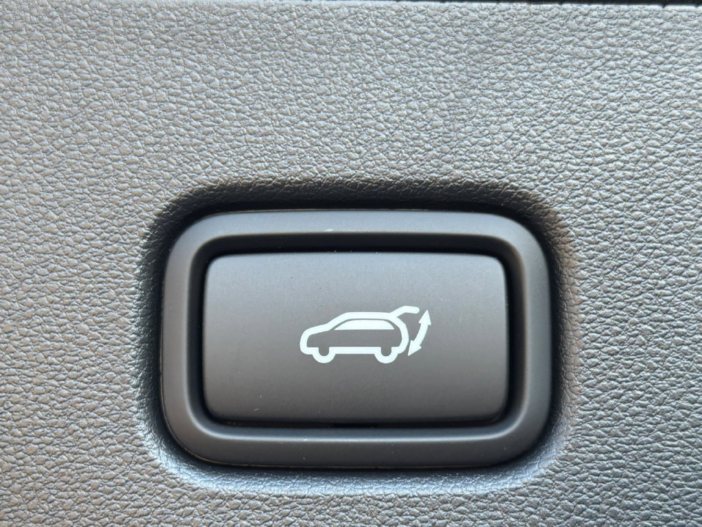 New 2026 Hyundai Tucson Limited FWD image 19