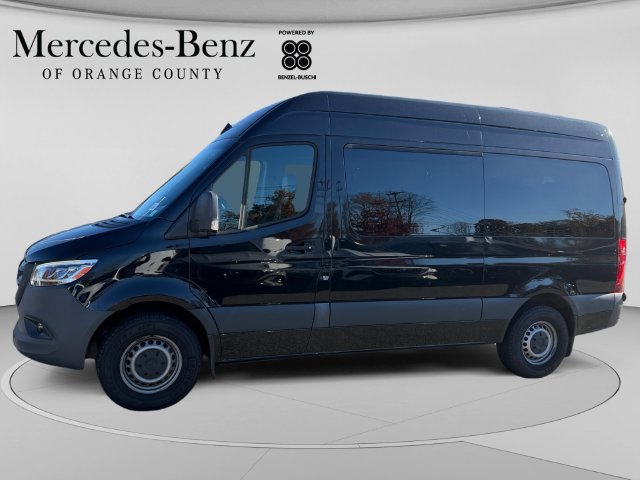 Used 2023 Mercedes-Benz Sprinter 2500 image 2