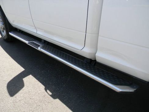 Used 2024 RAM 2500 Tradesman w/ Chrome Appearance Group AWD/4WD image 10