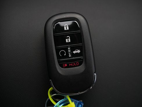 Certified 2025 Honda Accord Touring image 34