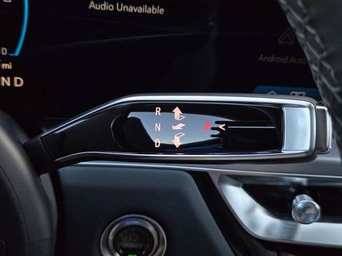 Certified 2025 Cadillac Lyriq Luxury w/ Nappa Leather Package image 24