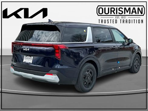 New 2026 Kia Carnival LX FWD image 4