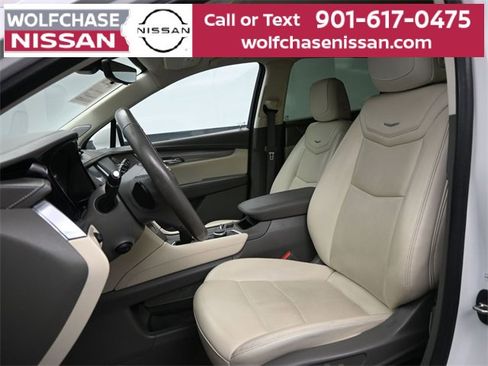 Used 2023 Cadillac XT5 Premium Luxury w/ Technology Package image 18