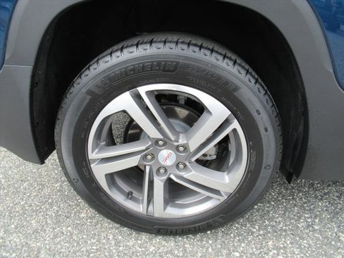 Used 2020 GMC Terrain SLT w/ Preferred Package image 8