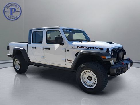 Used 2023 Jeep Gladiator Mojave w/ LED Lighting Group AWD/4WD image 1