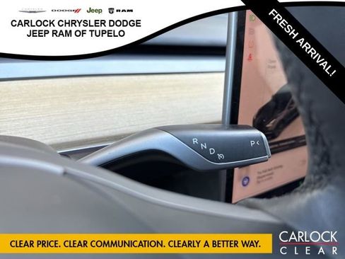 Used 2023 Tesla Model 3 Standard Range image 12