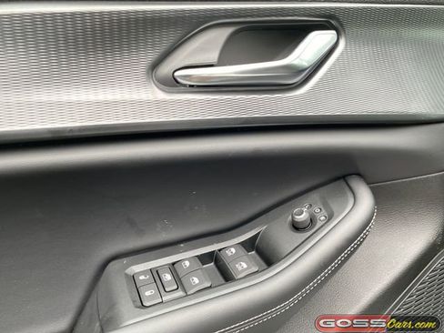 New 2025 Jeep Grand Cherokee Laredo X w/ Luxury Tech Group I image 24