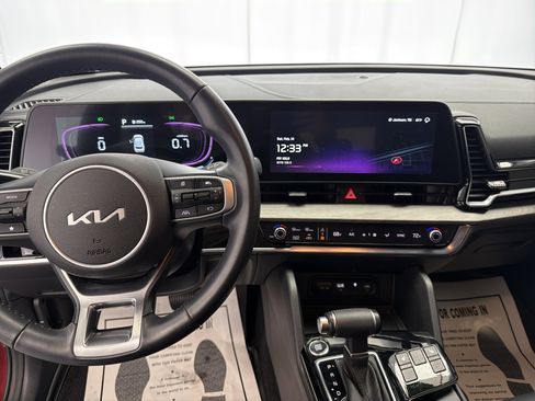 Used 2025 Kia Sportage X-Line image 8