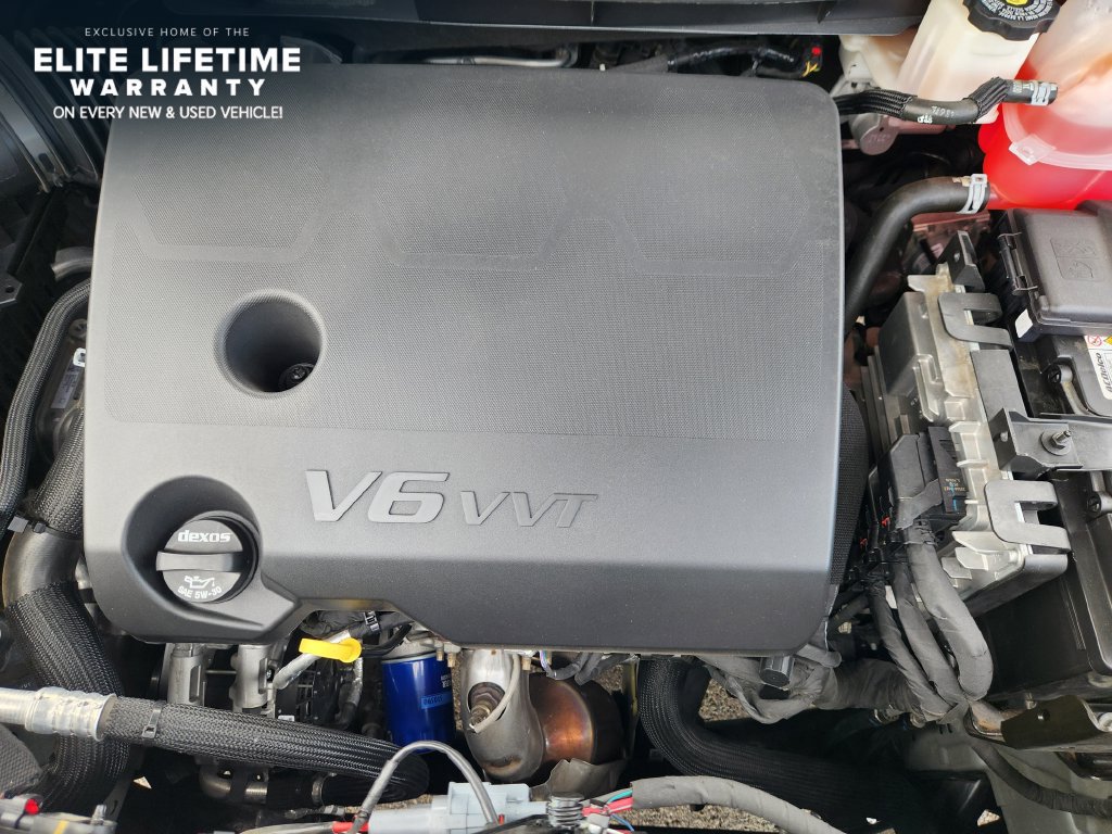Used 2023 Chevrolet Traverse LS AWD/4WD image 30