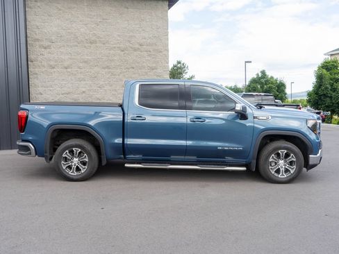 Certified 2024 GMC Sierra 1500 SLE w/ X31 Off-Road Package AWD/4WD image 8
