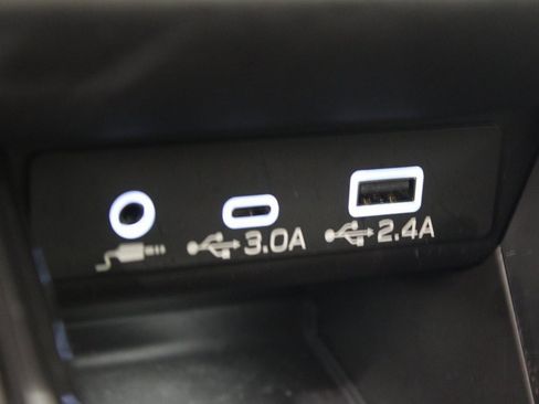 Used 2023 Subaru Legacy Premium image 18