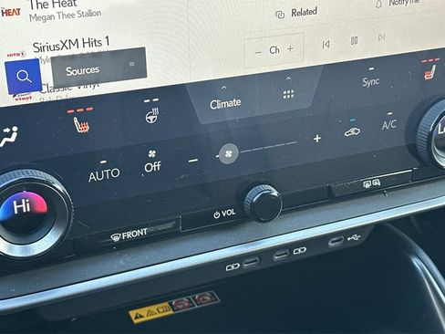 Used 2025 Lexus RZ 300e image 24