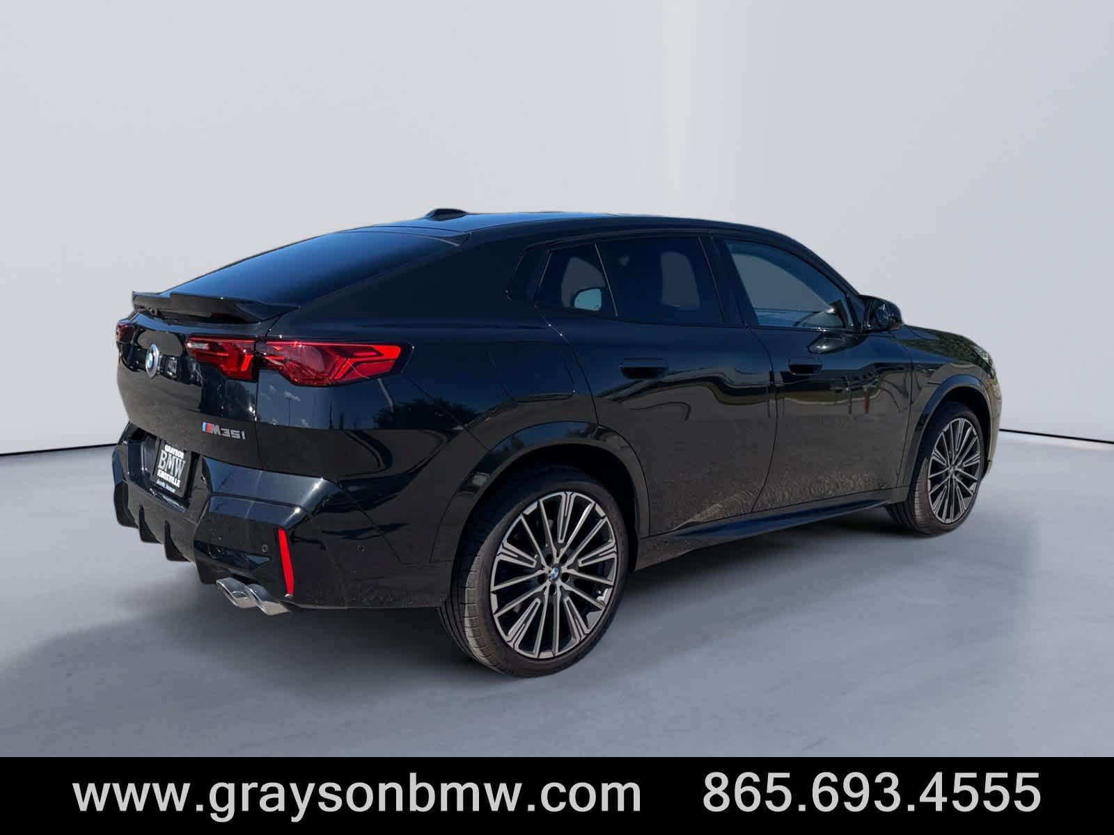 Used 2025 BMW X2 M35i AWD/4WD image 3