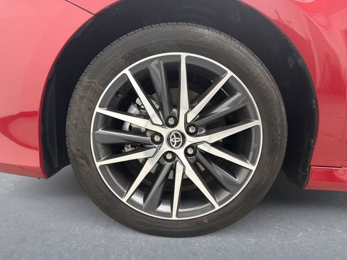 Used 2024 Toyota Camry XLE w/ Cold Weather Package FWD image 23