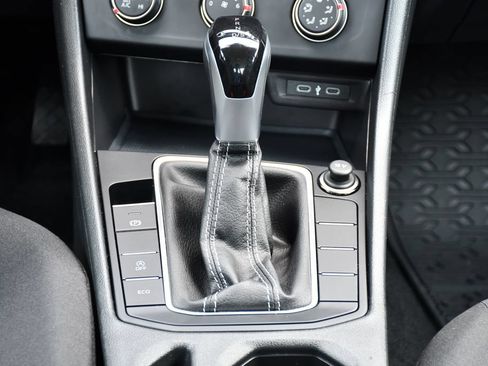 Used 2024 Volkswagen Jetta S FWD image 28