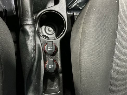 Used 2017 RAM ProMaster City Tradesman SLT w/ Rear Back-up Camera Group image 15