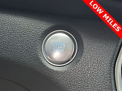 Used 2020 Hyundai Santa Fe SEL image 23