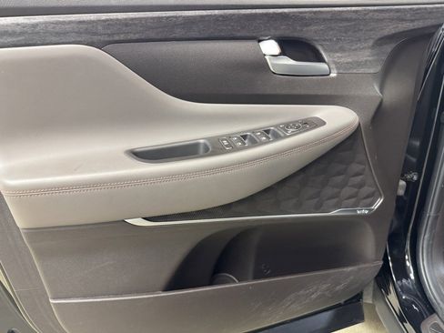 Used 2019 Hyundai Santa Fe Limited image 8