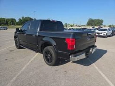 Used 2019 Ford F150 Lariat w/ Equipment Group 502A Luxury AWD/4WD image 2