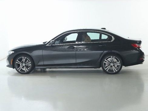 Certified 2024 BMW 330i xDrive Sedan w/ Premium Package AWD/4WD image 39