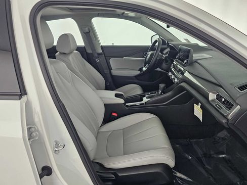 Used 2025 Acura Integra image 10