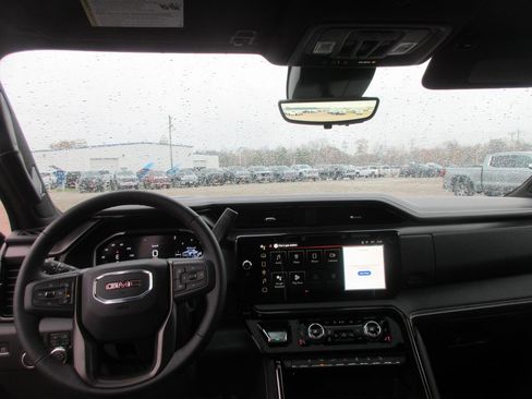 New 2026 GMC Sierra 2500 AT4X image 17