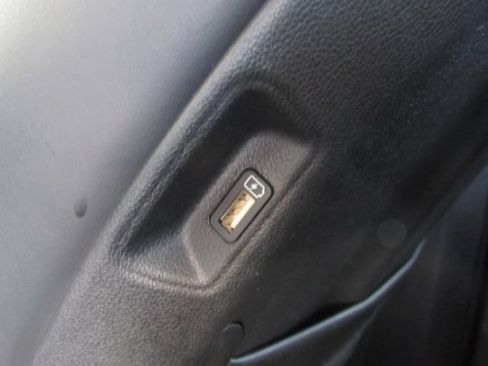 Used 2021 Kia Sorento S FWD image 34