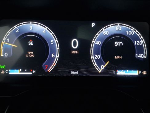 New 2025 Jeep Grand Cherokee L Altitude image 13