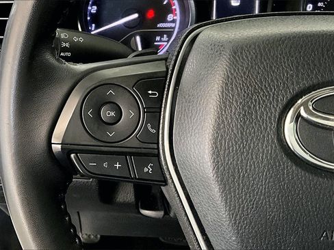 Used 2019 Toyota Camry SE image 21