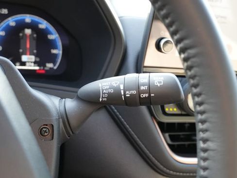 Used 2026 Toyota Grand Highlander AWD Hybrid image 33