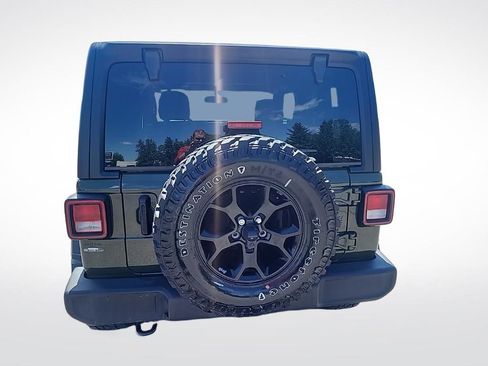Used 2022 Jeep Wrangler Sport AWD/4WD image 8