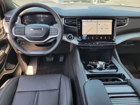 New 2026 Jeep Grand Wagoneer L Limited AWD/4WD image 4