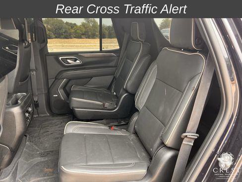 Used 2023 Chevrolet Tahoe Premier AWD/4WD image 28