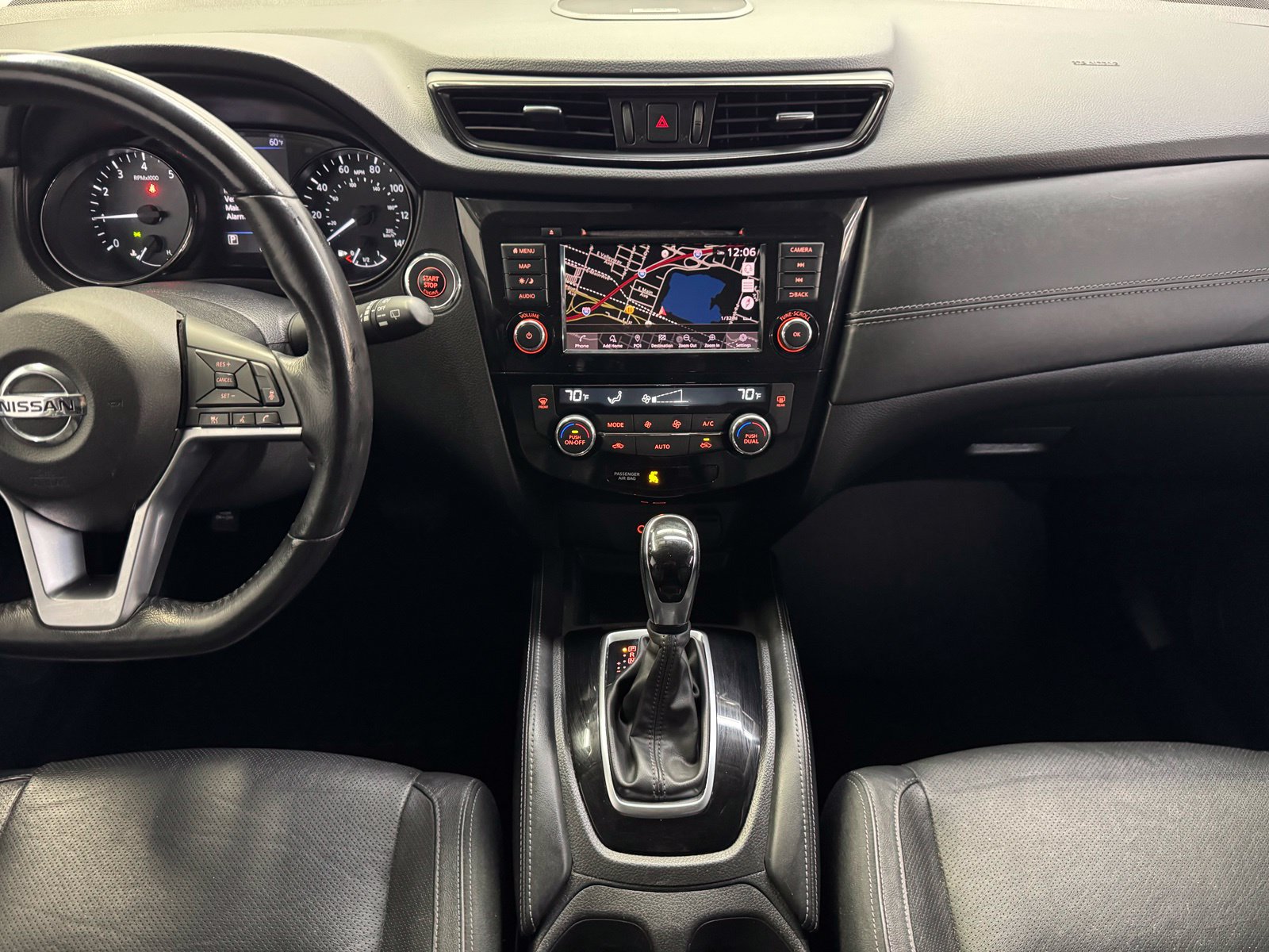 Used 2018 Nissan Rogue SL AWD/4WD image 17