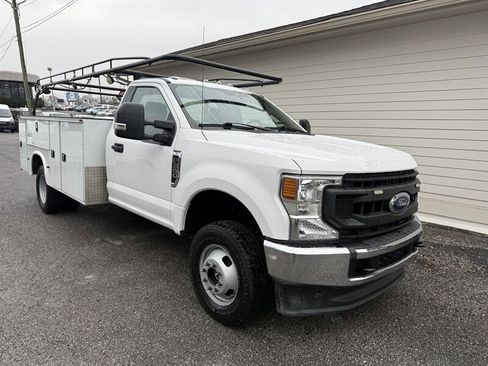 Used 2020 Ford F350 XL w/ Power Equipment Group image 27