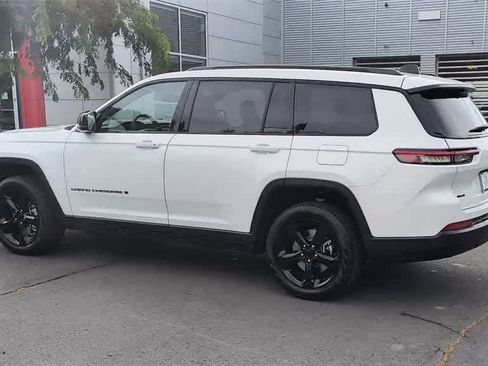 New 2025 Jeep Grand Cherokee L Limited w/ Luxury Tech Group II image 6