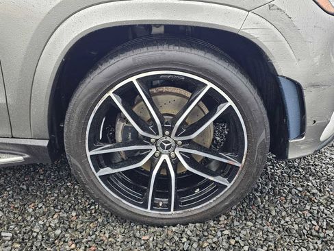 Used 2023 Mercedes-Benz GLS 450 4MATIC image 9