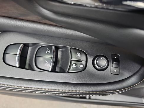 Used 2021 Nissan Murano Platinum w/ Cargo Package image 27