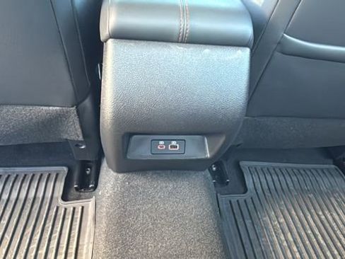 New 2025 Nissan Altima 2.5 SR image 17