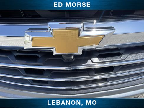 Used 2025 Chevrolet Traverse LT FWD image 29
