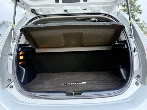 Used 2014 Toyota Prius C Two image 25