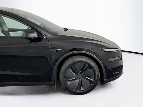 Used 2026 Tesla Model Y Long Range AWD/4WD image 41