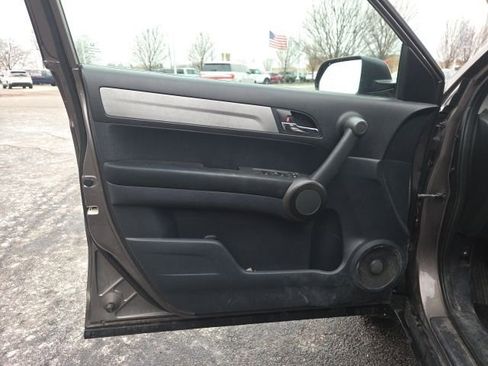 Used 2011 Honda CR-V SE image 18