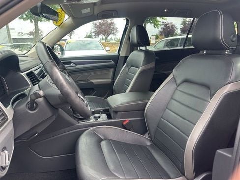 Certified 2023 Volkswagen Atlas SEL Premium AWD/4WD image 16